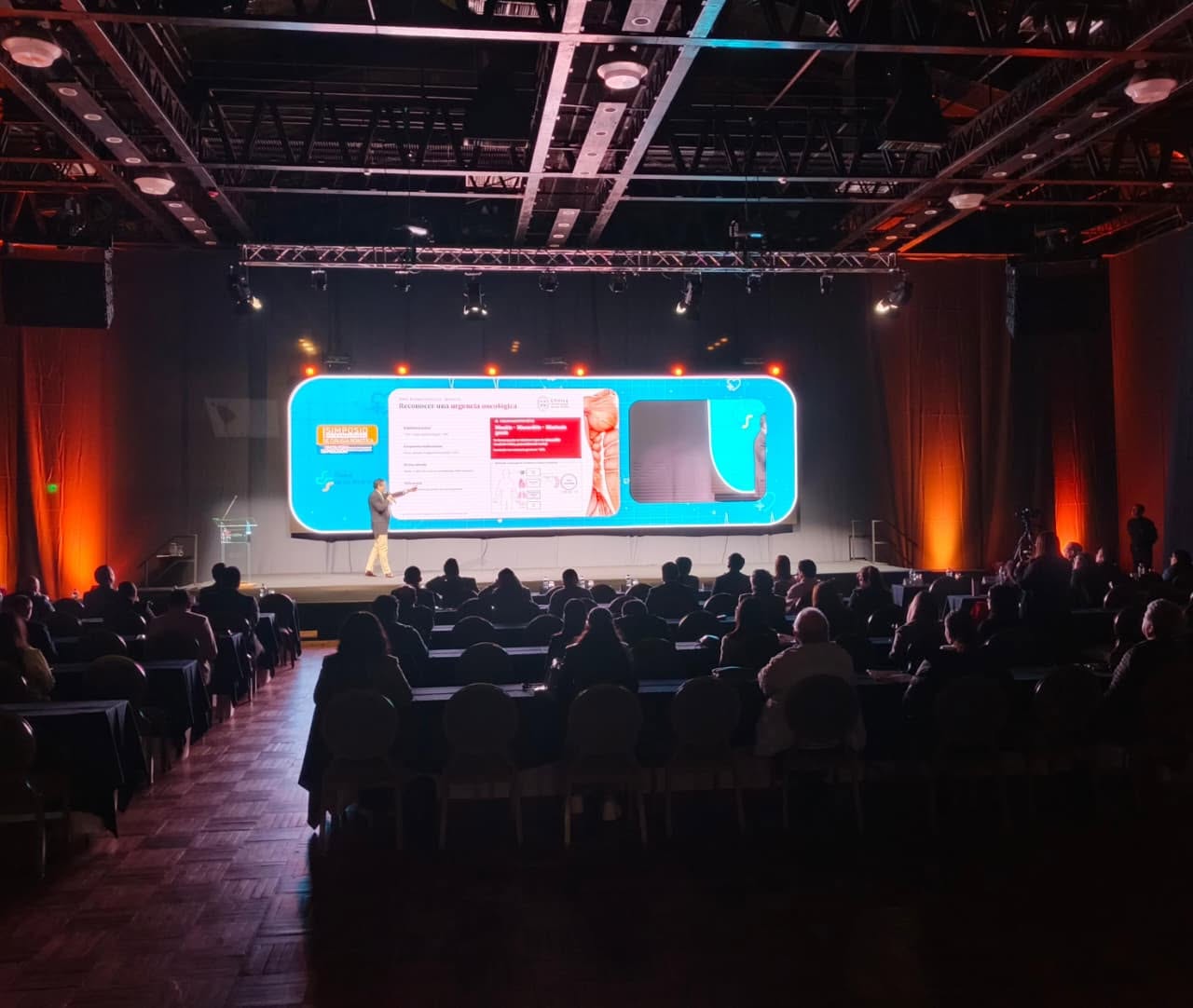 Clínica de las Américas reunió a expertos de tres continentes en el Primer Simposio Internacional de Cirugía Robótica