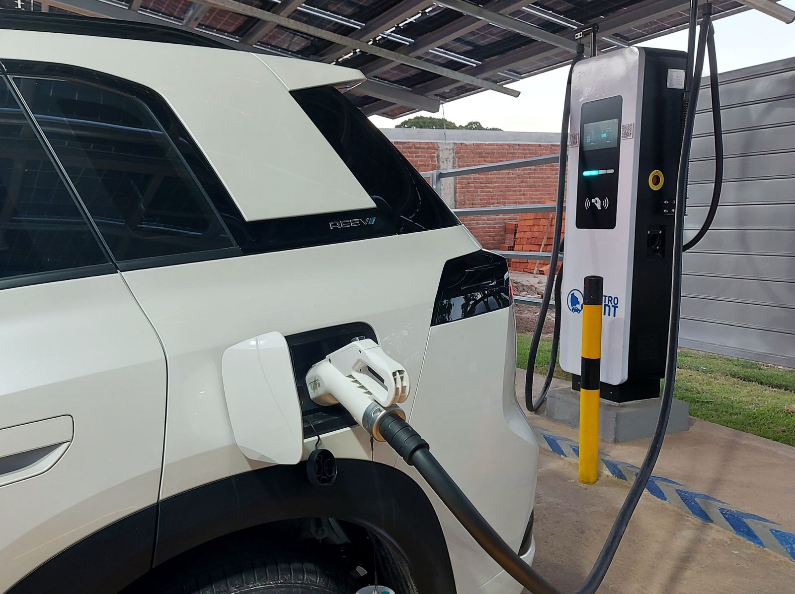 Huawei impulsa la infraestructura necesaria para acompañar el crecimiento de la movilidad eléctrica en Bolivia Huawei impulsa la infraestructura necesaria para acompañar el crecimiento de la movilidad eléctrica en Bolivia