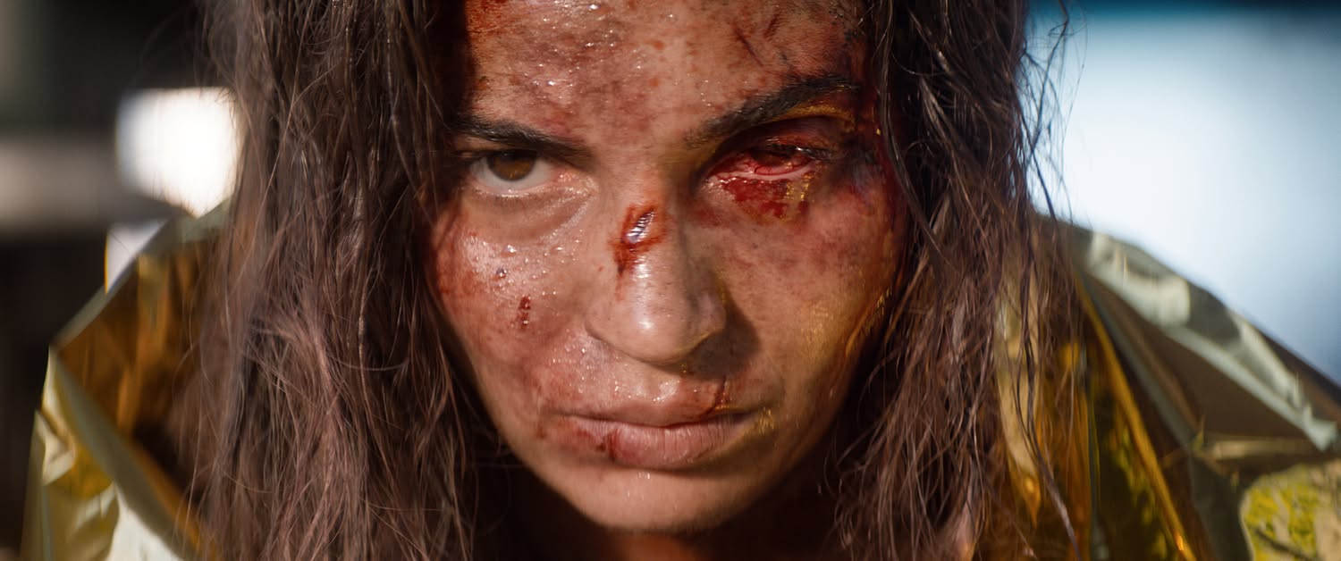 “Evil Dead: En Llamas” llega a los cines con el capítulo más aterrador y brutal de la icónica franquicia de terror