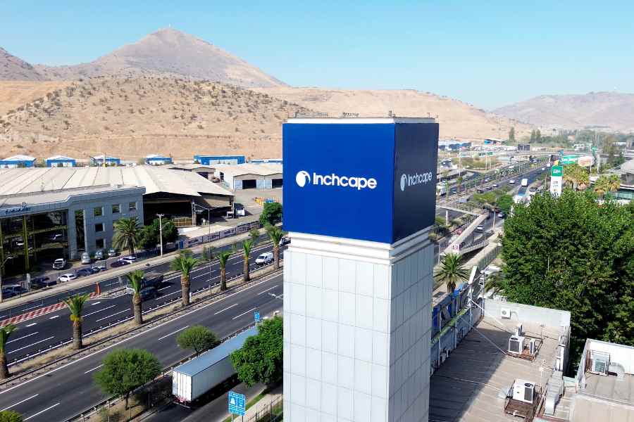 Continuamos ejecutando nuestra estrategia: recompra de acciones por £250 millones y crecimiento esperado del EPS superior al 10% en 2026
