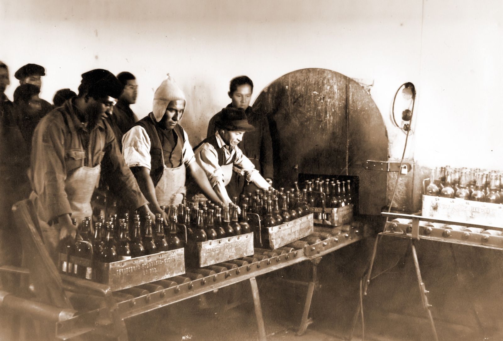 Lo que pasa cuando destapas una cerveza