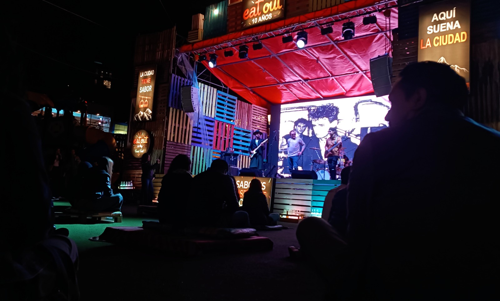 EAT OUT La Paz Food Fest cierra su décima edición con más de 6.000 visitantes y un fuerte impulso a la gastronomía EAT OUT La Paz Food Fest cierra su décima edición con más de 6.000 visitantes y un fuerte impulso a la gastronomía