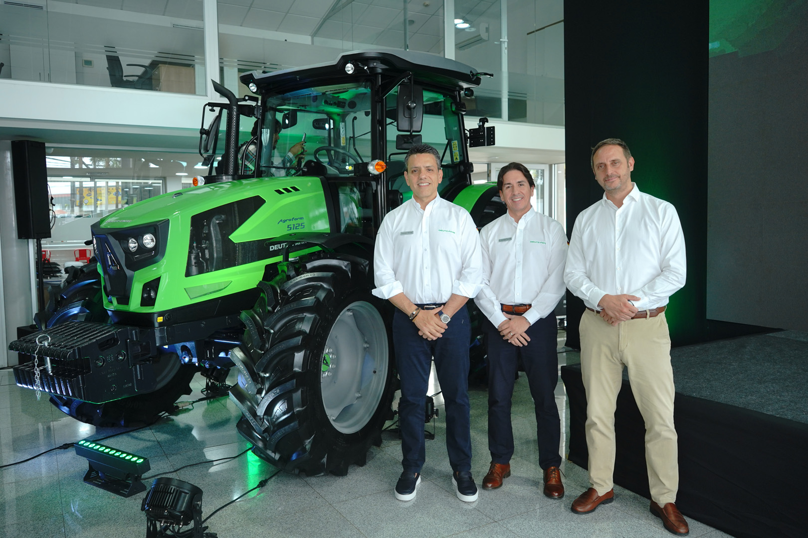CARMAX incorpora DEUTZ-FAHR a Bolivia y abre una nueva división especializada en maquinaria agrícola