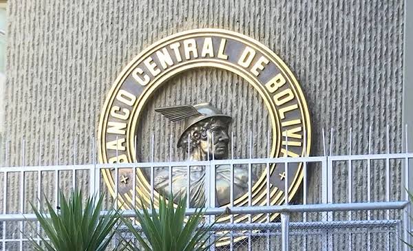 Entre el oro y el 3%: Bolivia paga el costo de una política cambiaria improvisada Entre el oro y el 3%: Bolivia paga el costo de una política cambiaria improvisada